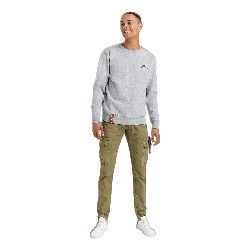 Basic Sweater Small Logo