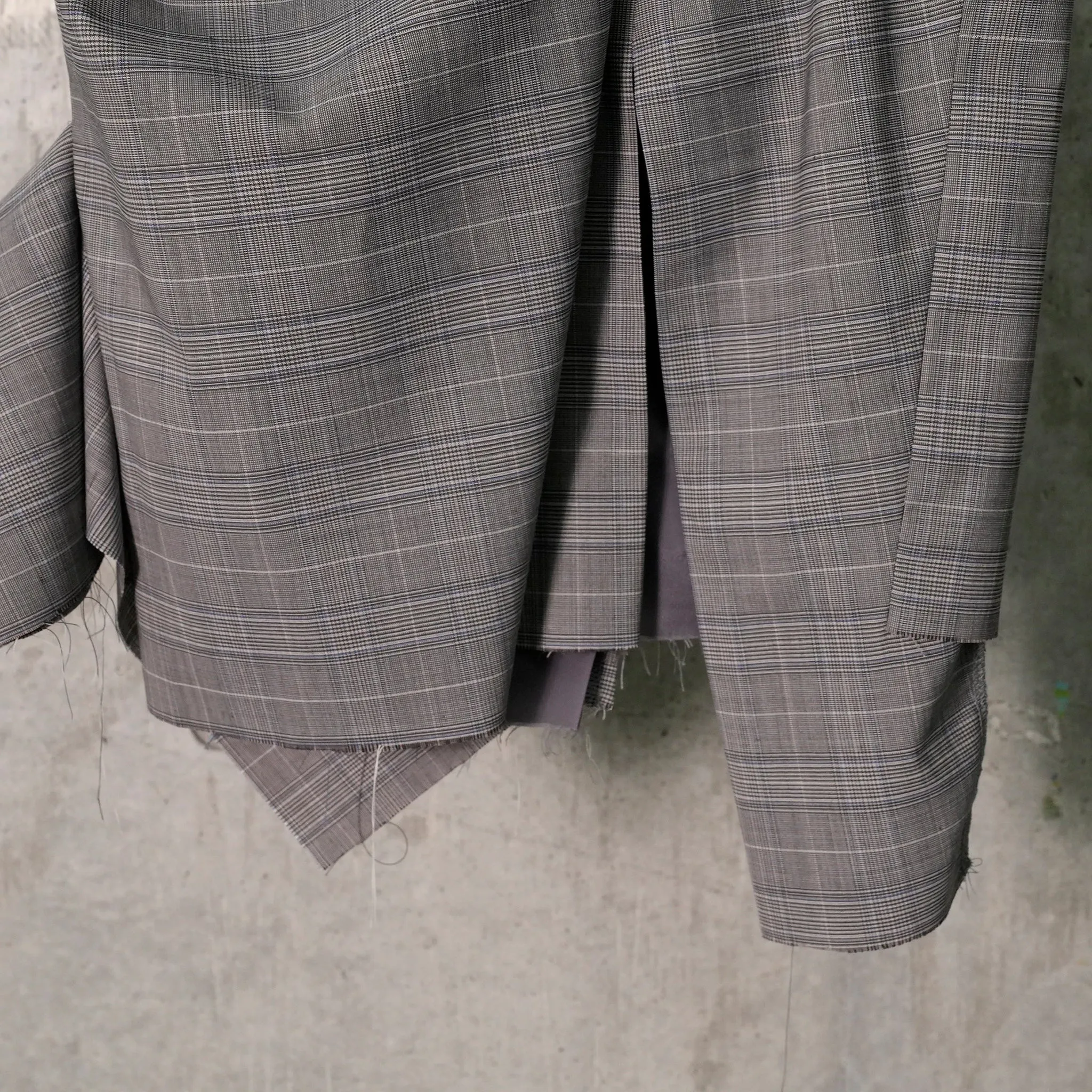 DRAPE PENCIL SKIRT / GREY