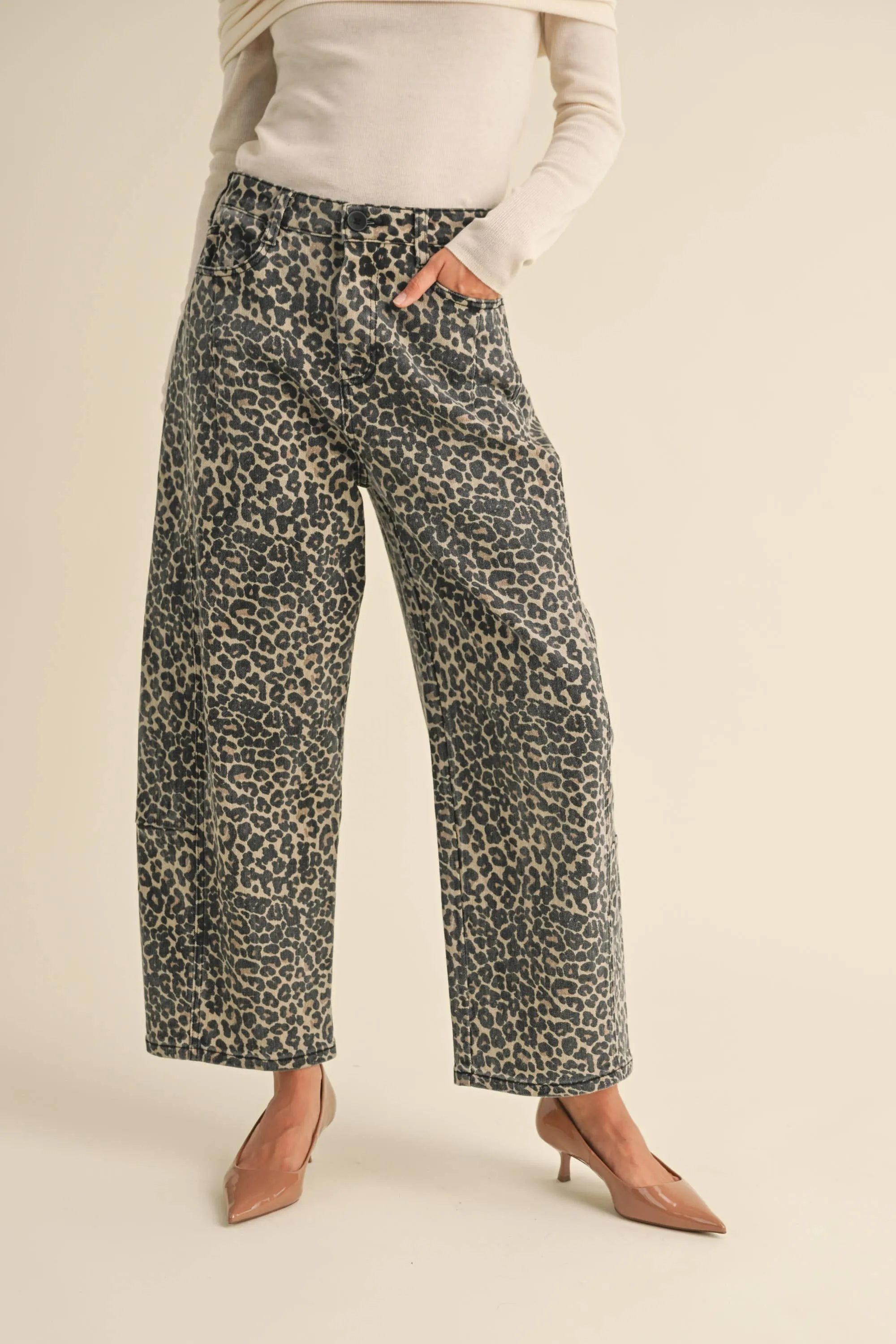 MIOU MUSE LEOPARD PRINT BARREL PANTS