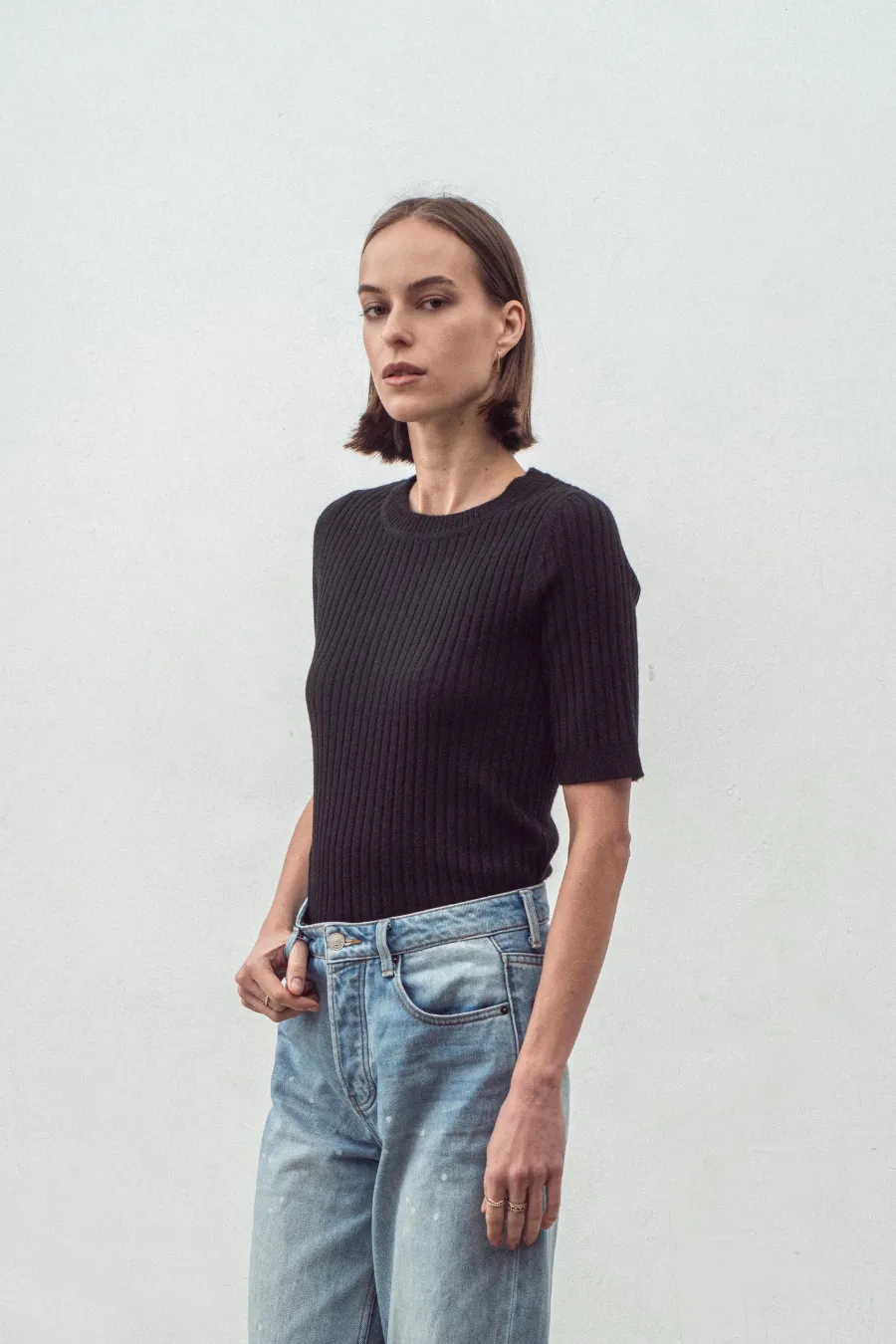 N48C Short Sleeve Pullover Black