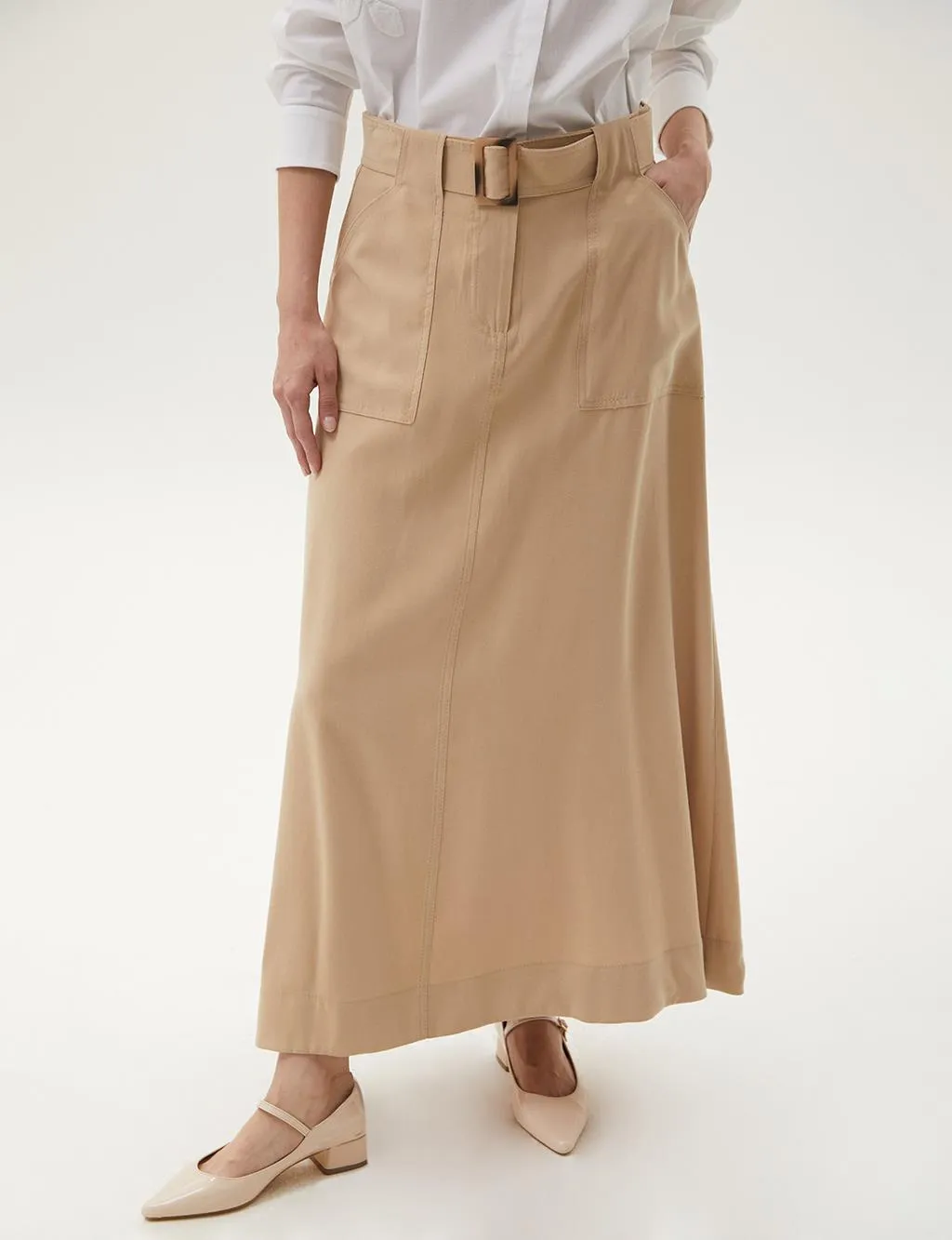 Pocket Detailed Bell Skirt Beige