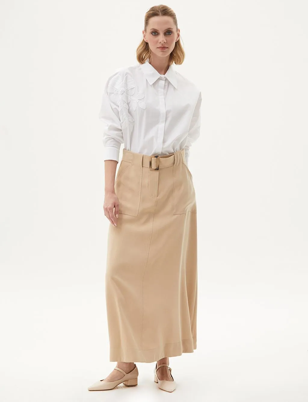 Pocket Detailed Bell Skirt Beige